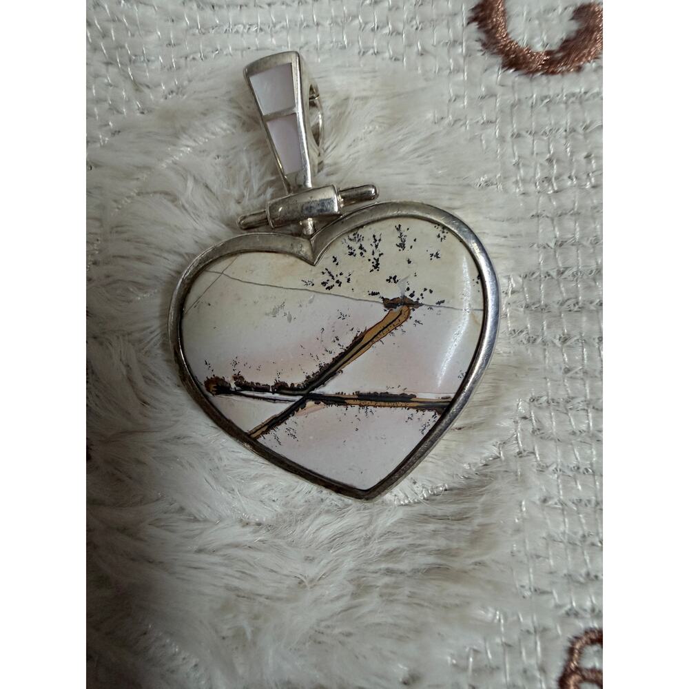 .925  Picture Jasper and Mother of Pearl Heart Pendant “Big Kiss” (X) Bail Opens - Picture 6 of 13